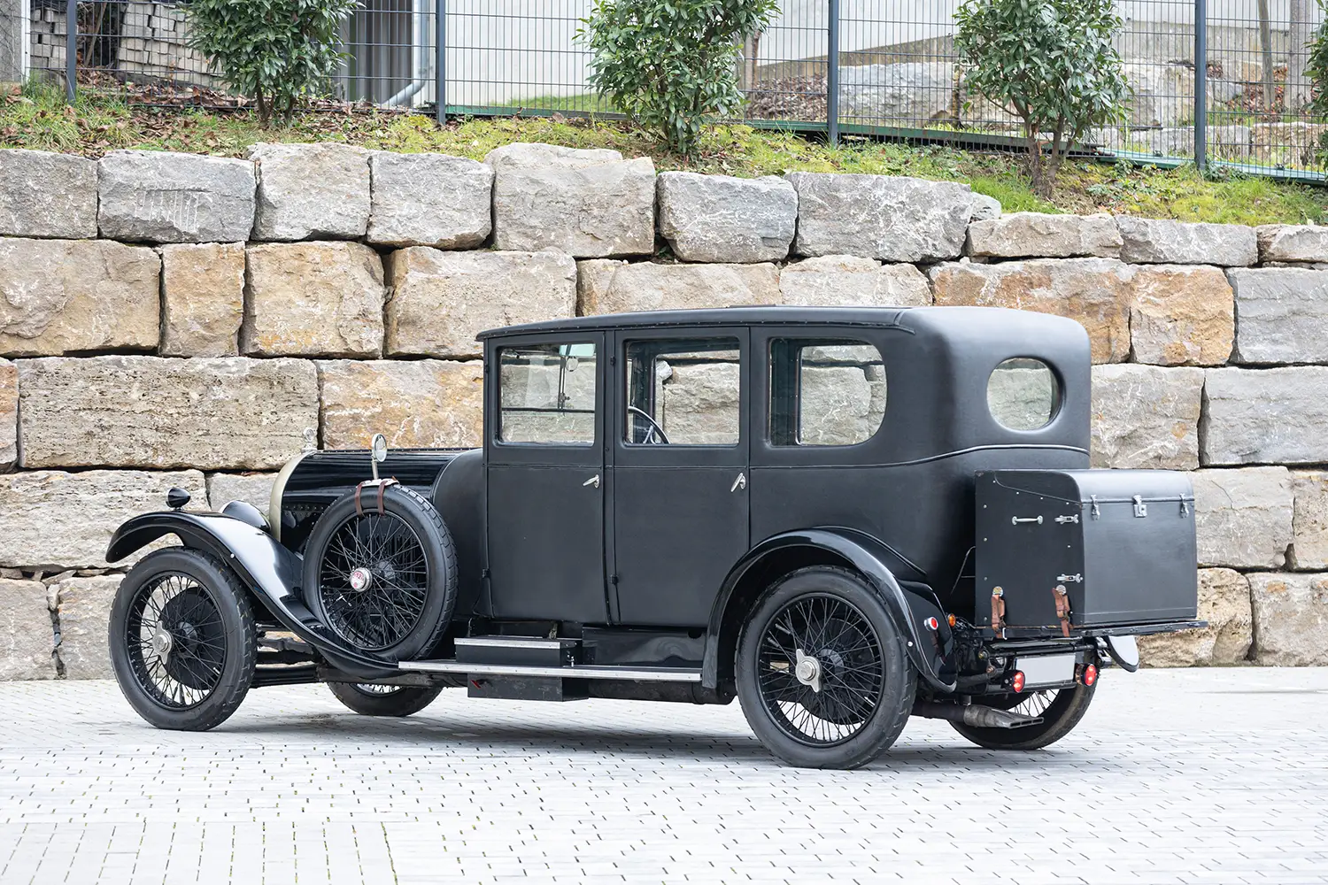 1926 Bentley 3-Litre Weymann Saloon