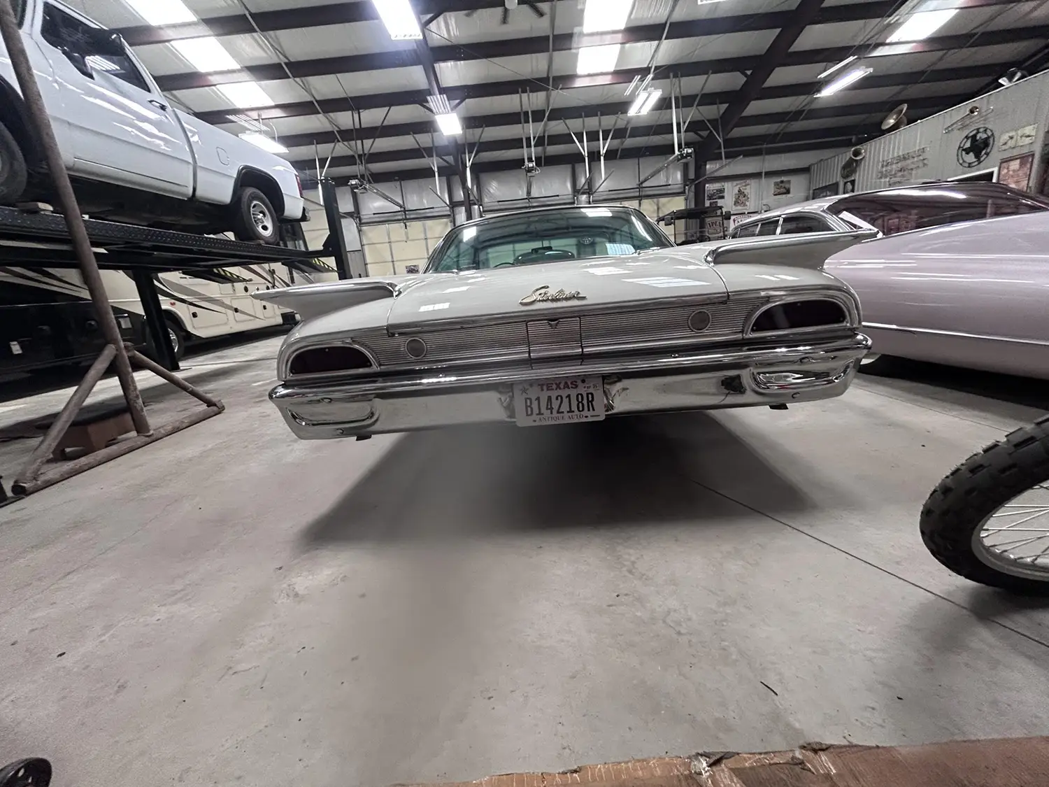 1960 Ford Galaxie Starliner