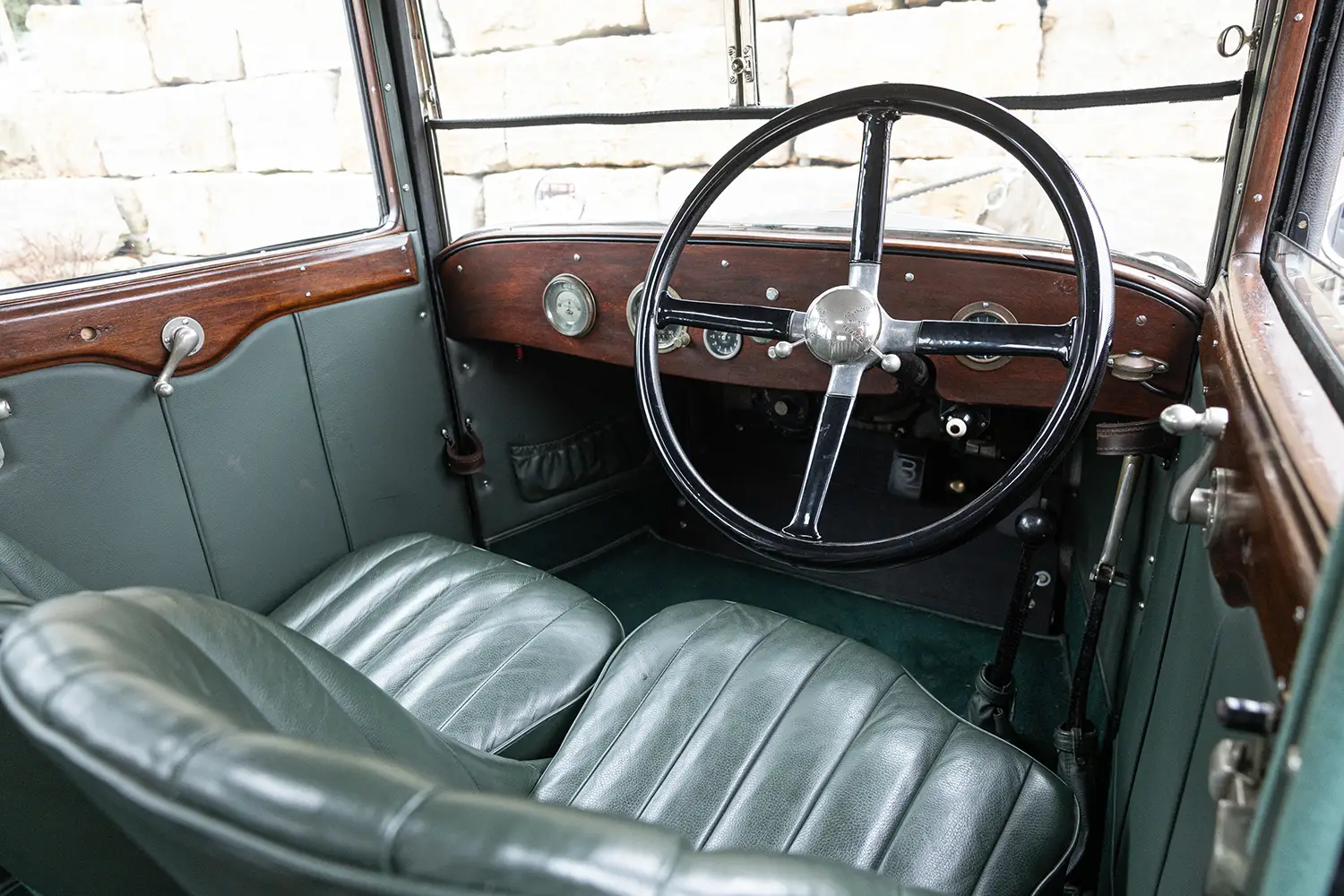 1926 Bentley 3-Litre Weymann Saloon