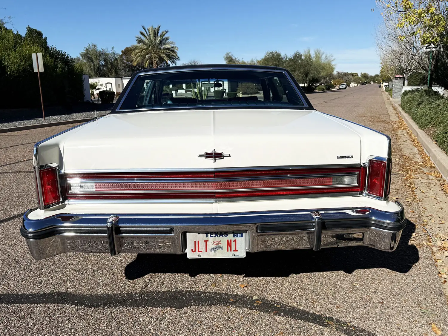 1977 Lincoln Continental Town Car