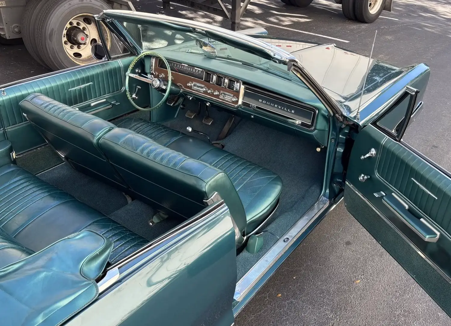 1966 Pontiac Bonneville Convertible