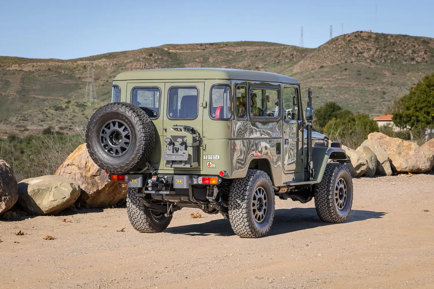 FJ Company Toyota Land Cruiser FJ43 FJ Company Toyota Land Cruiser FJ43