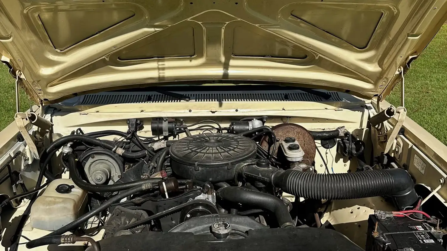 1988 Dodge D150 Prospector