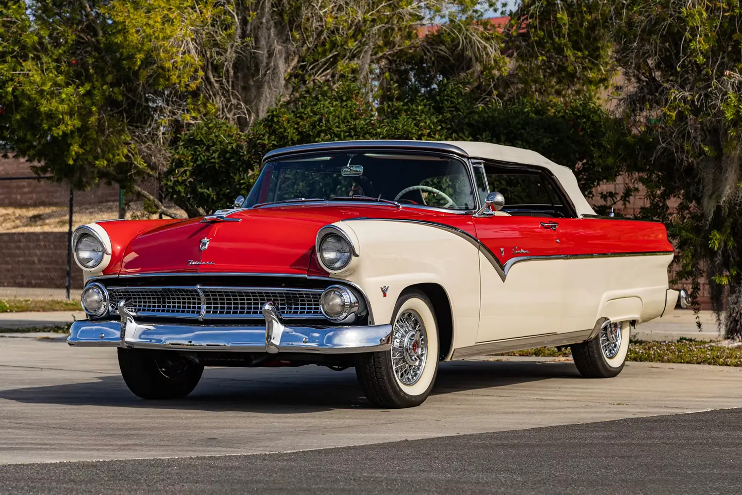 1955 Ford Fairlane Sunliner