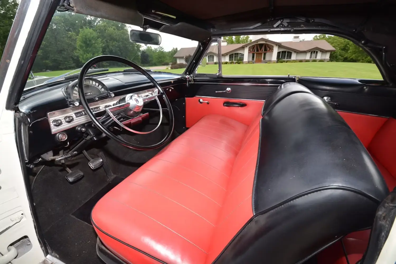 1954 Ford Crestline Sunliner