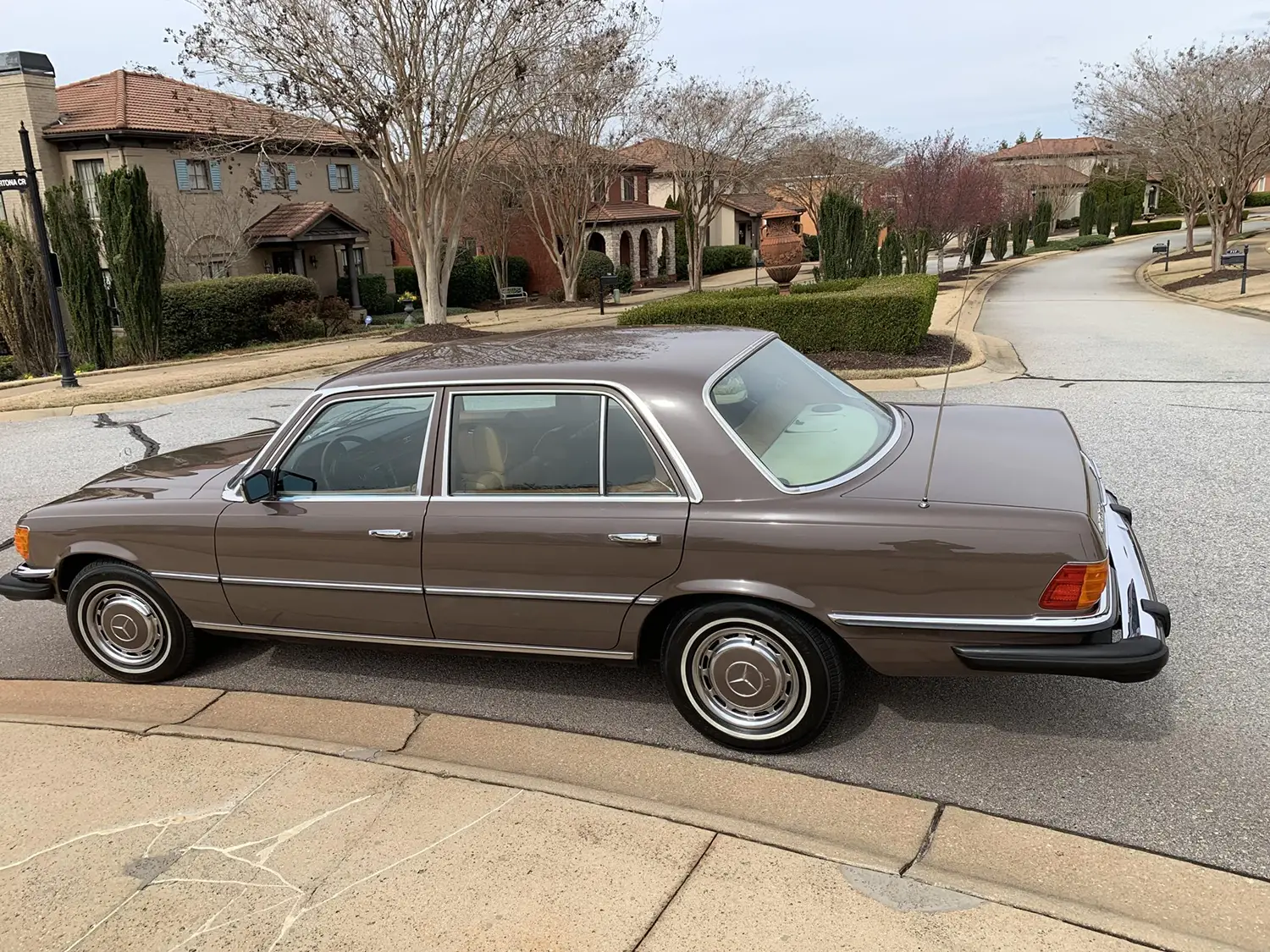 1976 Mercedes-Benz 450SEL