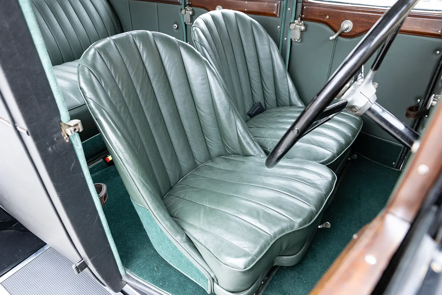 1926 Bentley 3-Litre Weymann Saloon