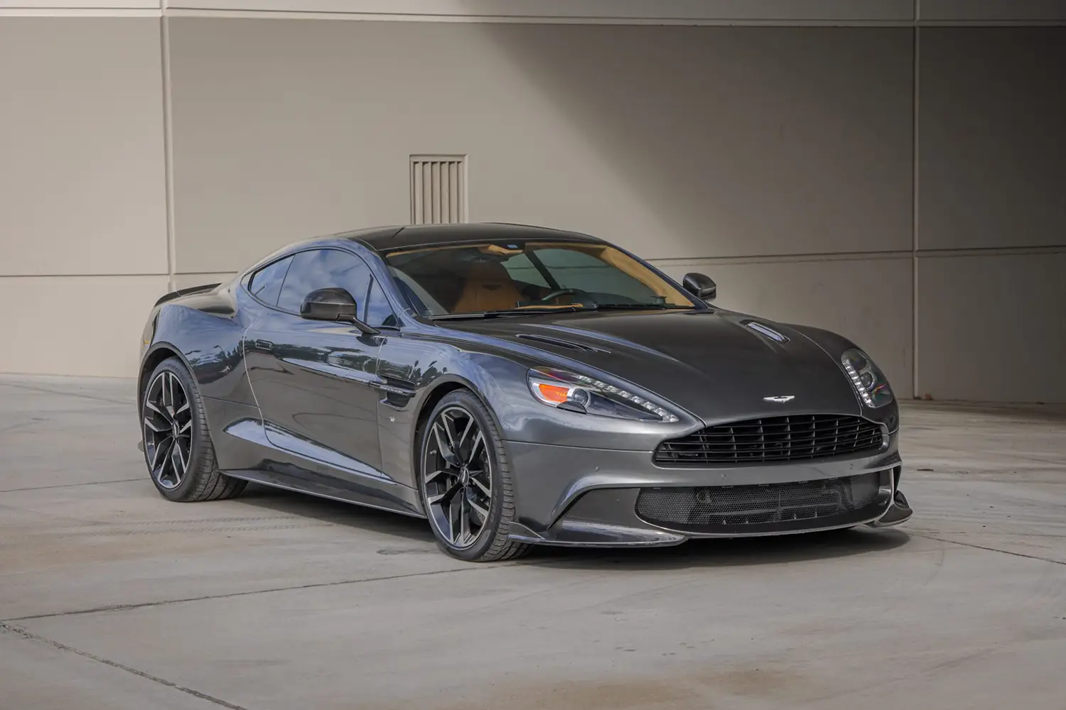 2018 Aston Martin Vanquish S Coupe