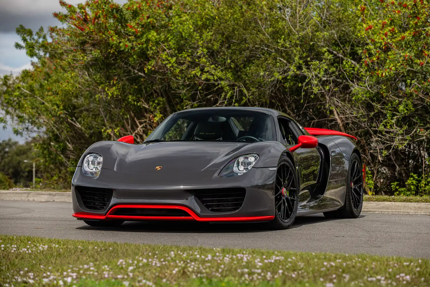 2015 Porsche 918 Spyder Weissach