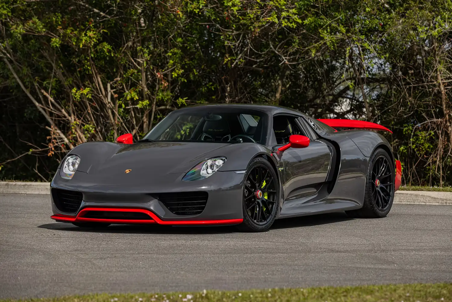 2015 Porsche 918 Spyder Weissach