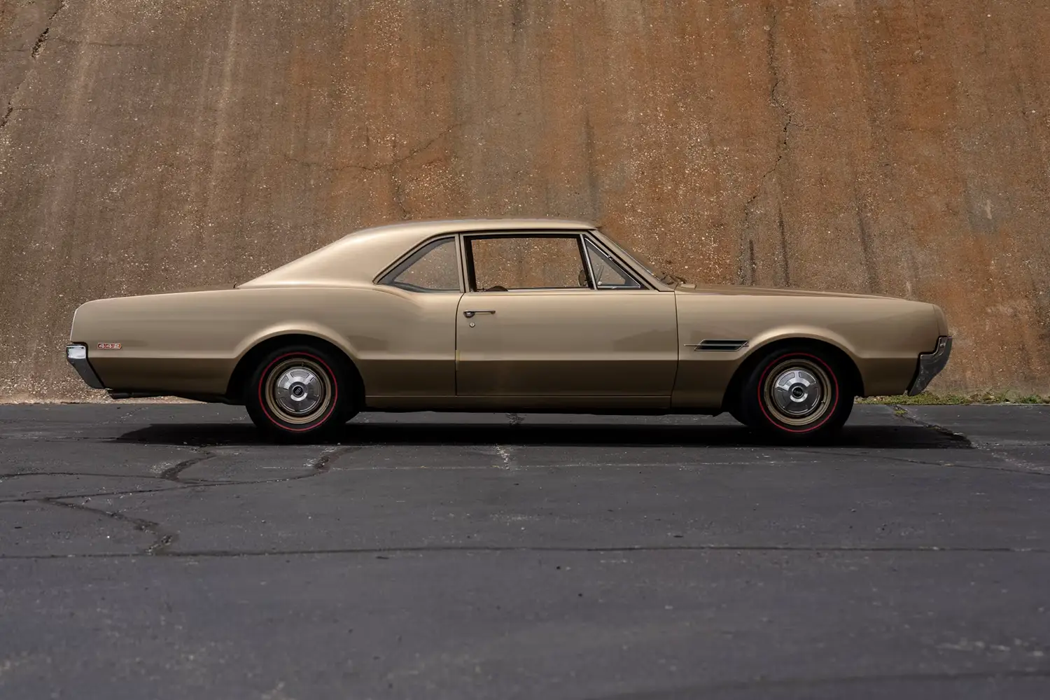 1966 Oldsmobile 442 W-30 1966 Oldsmobile 442 W-30