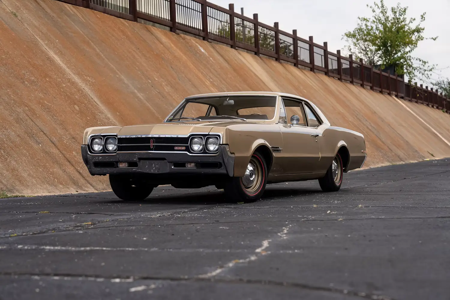 1966 Oldsmobile 442 W-30 1966 Oldsmobile 442 W-30