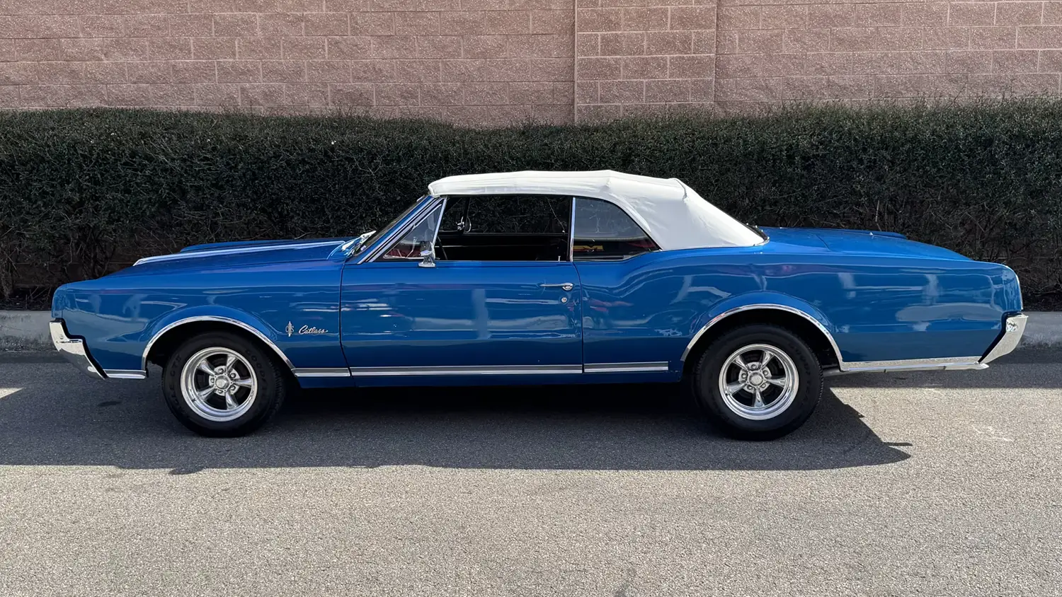 1967 Oldsmobile Cutlass Supreme Convertible
