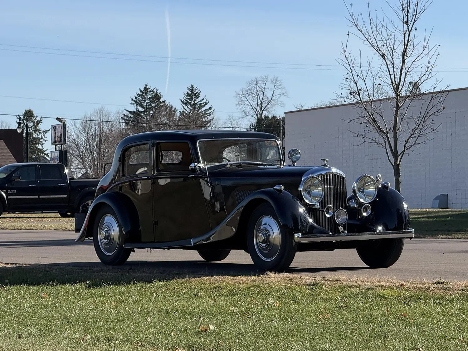 1937 Bentley 4¼ Litre Saloon