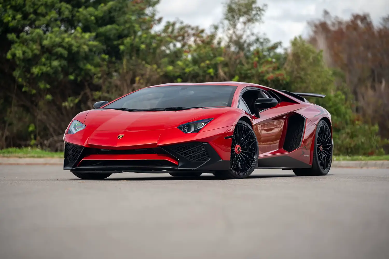 2017 Lamborghini Aventador LP750-4 SV