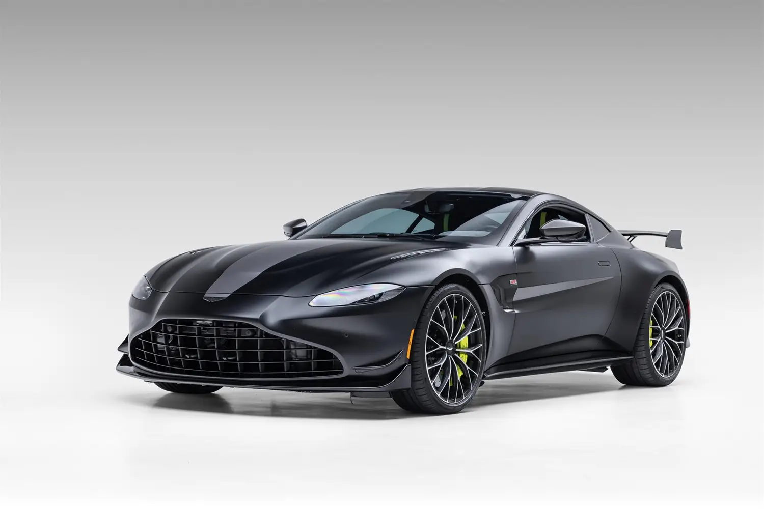 2023 Aston Martin Vantage 2023 Aston Martin Vantage