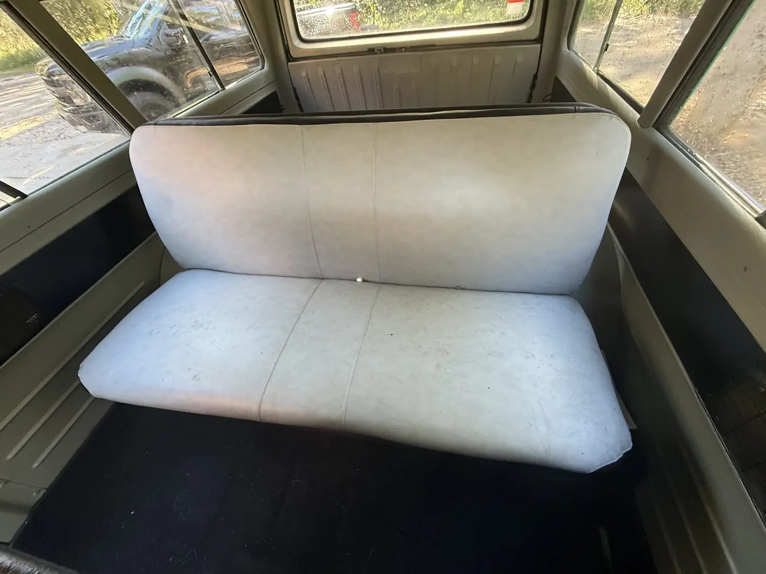 1960 Chevrolet Suburban 4x4 1960 Chevrolet Suburban 4x4