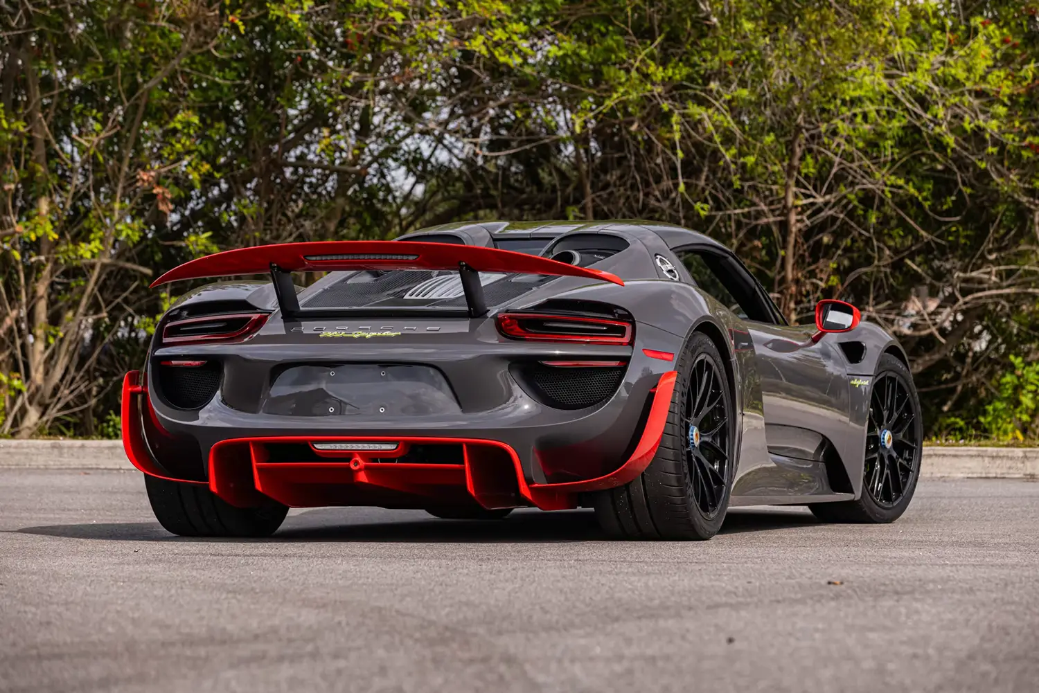 2015 Porsche 918 Spyder Weissach
