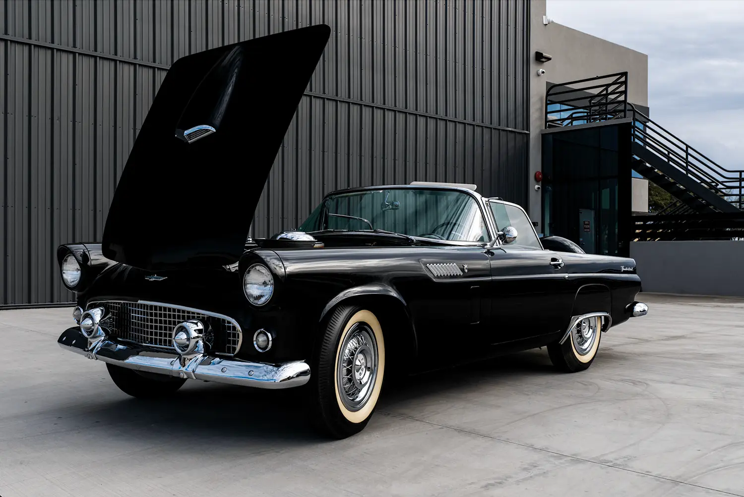 1956 Ford Thunderbird