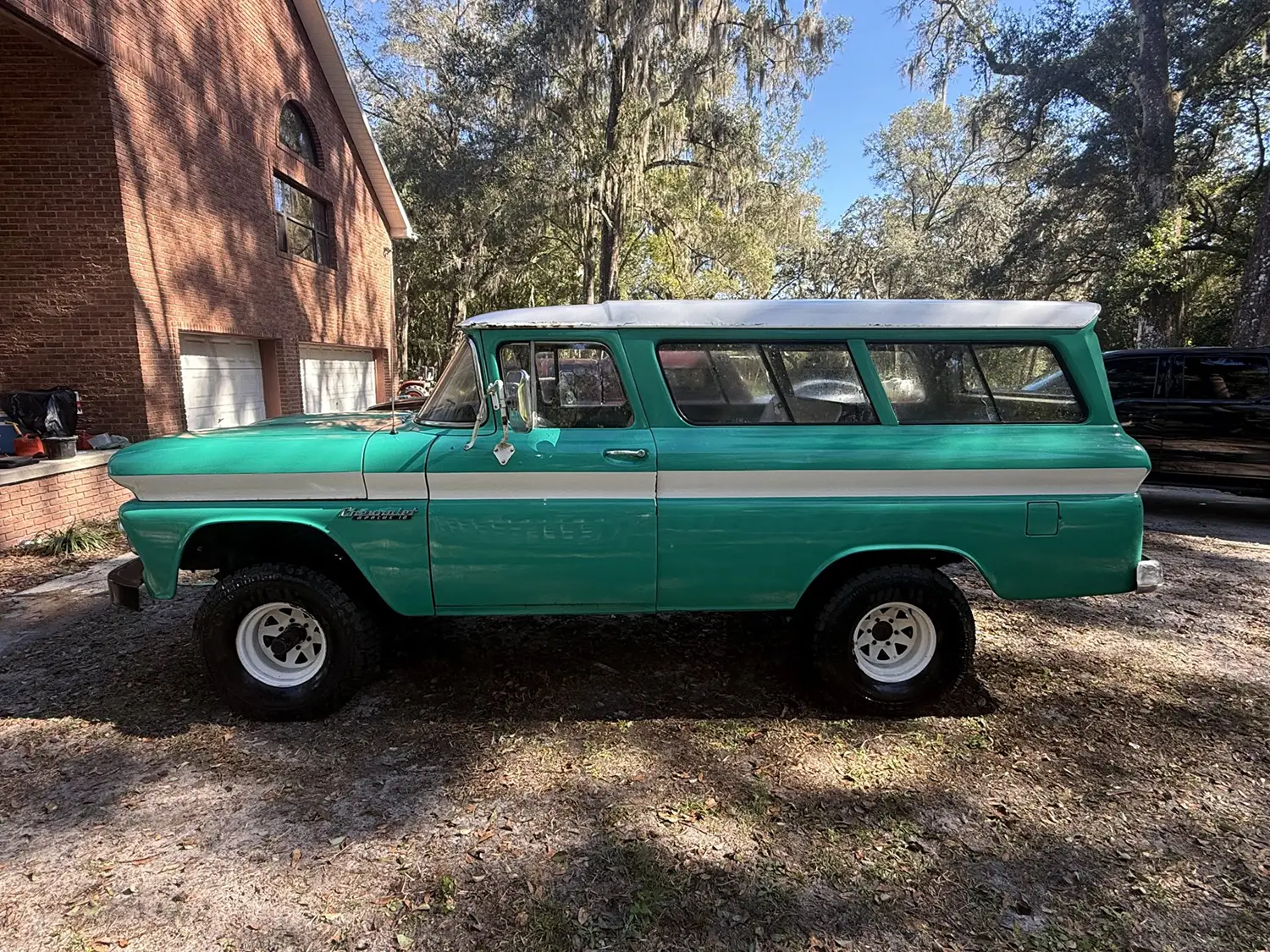 1960 Chevrolet Suburban 4x4 1960 Chevrolet Suburban 4x4