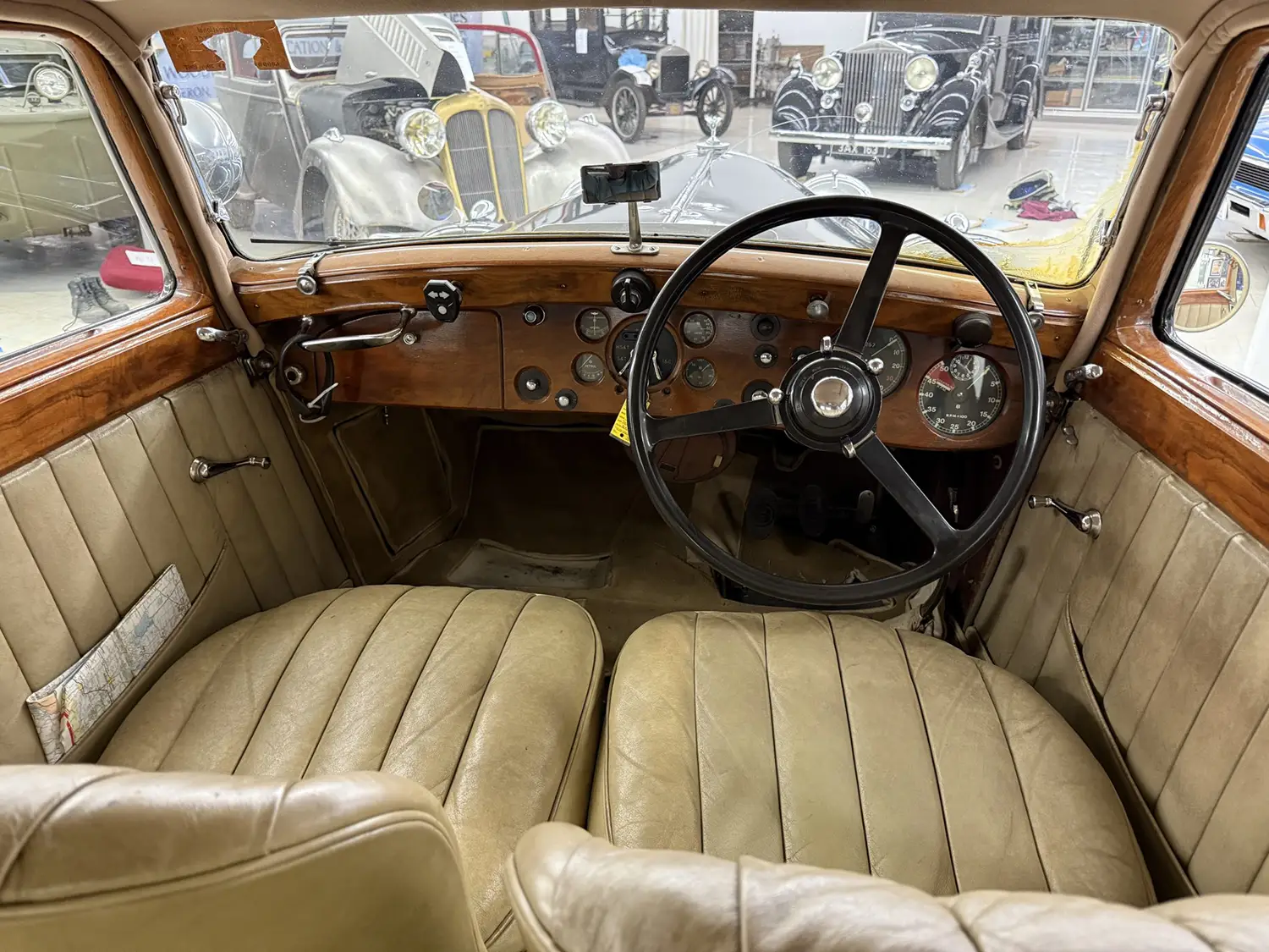 1937 Bentley 4¼ Litre Saloon