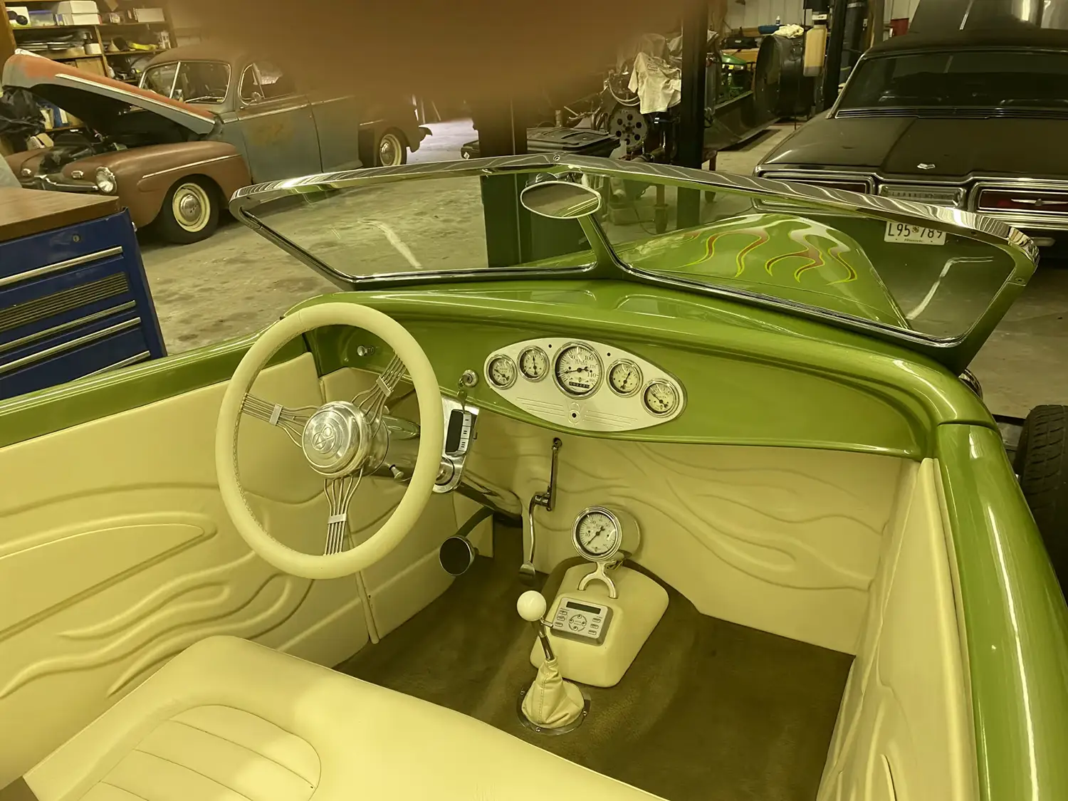 1932 Ford Hi-Boy Roadster