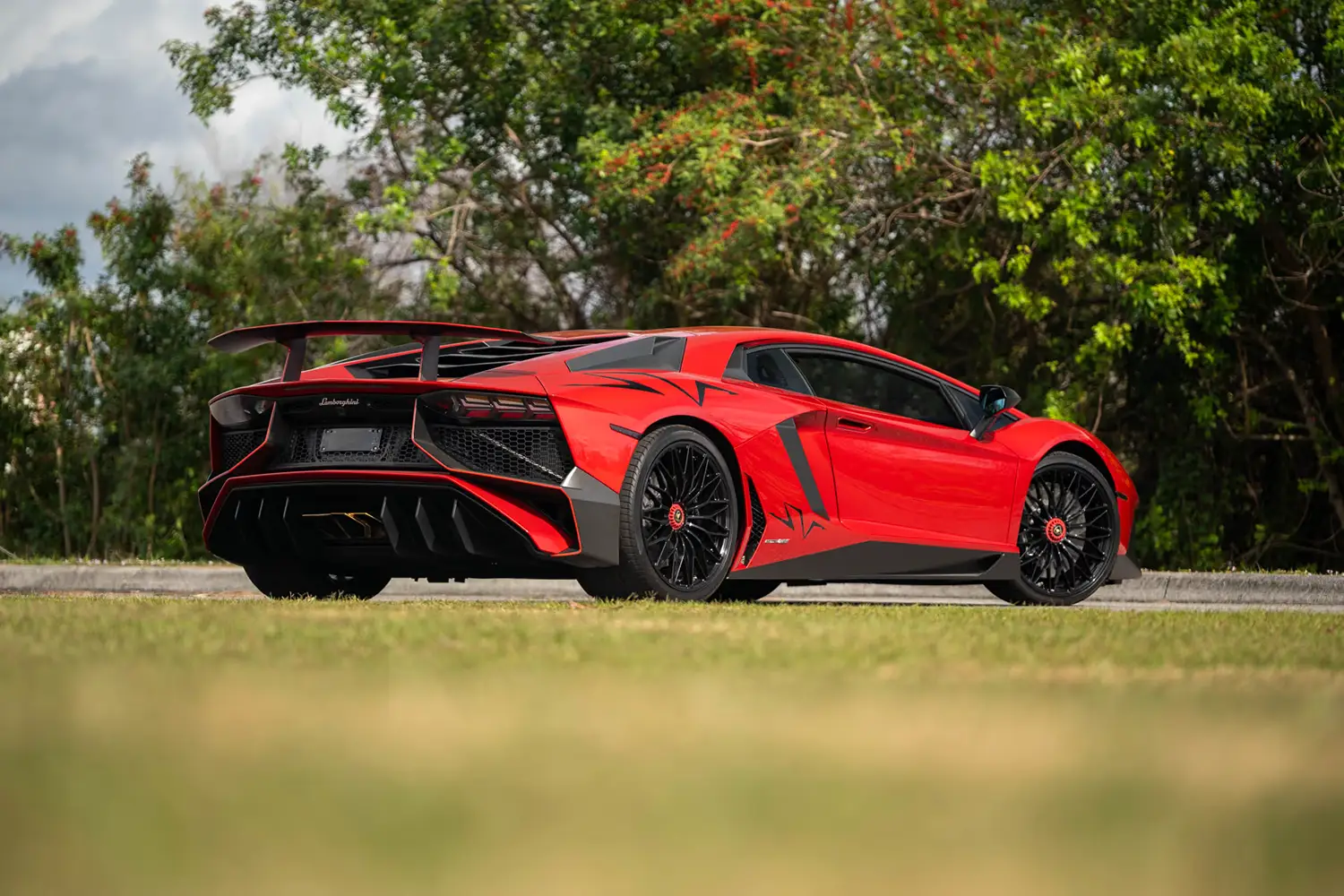 2017 Lamborghini Aventador LP750-4 SV