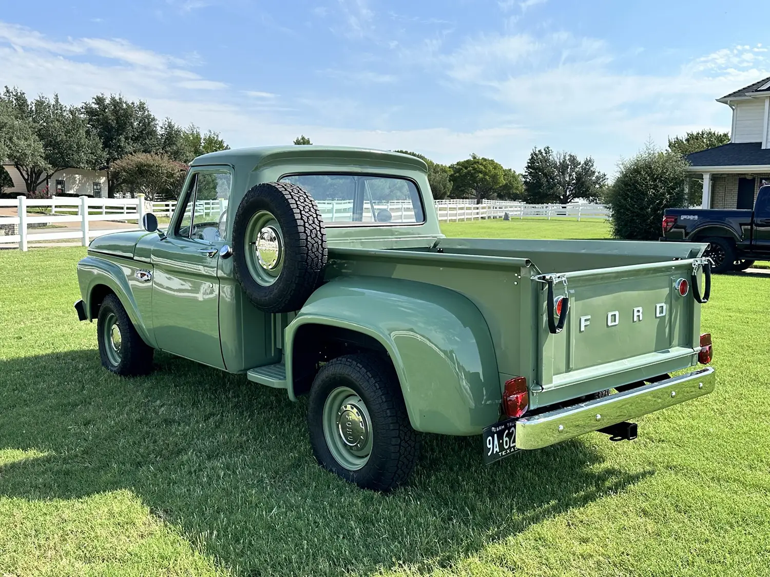 1966 Ford F-100 Flareside