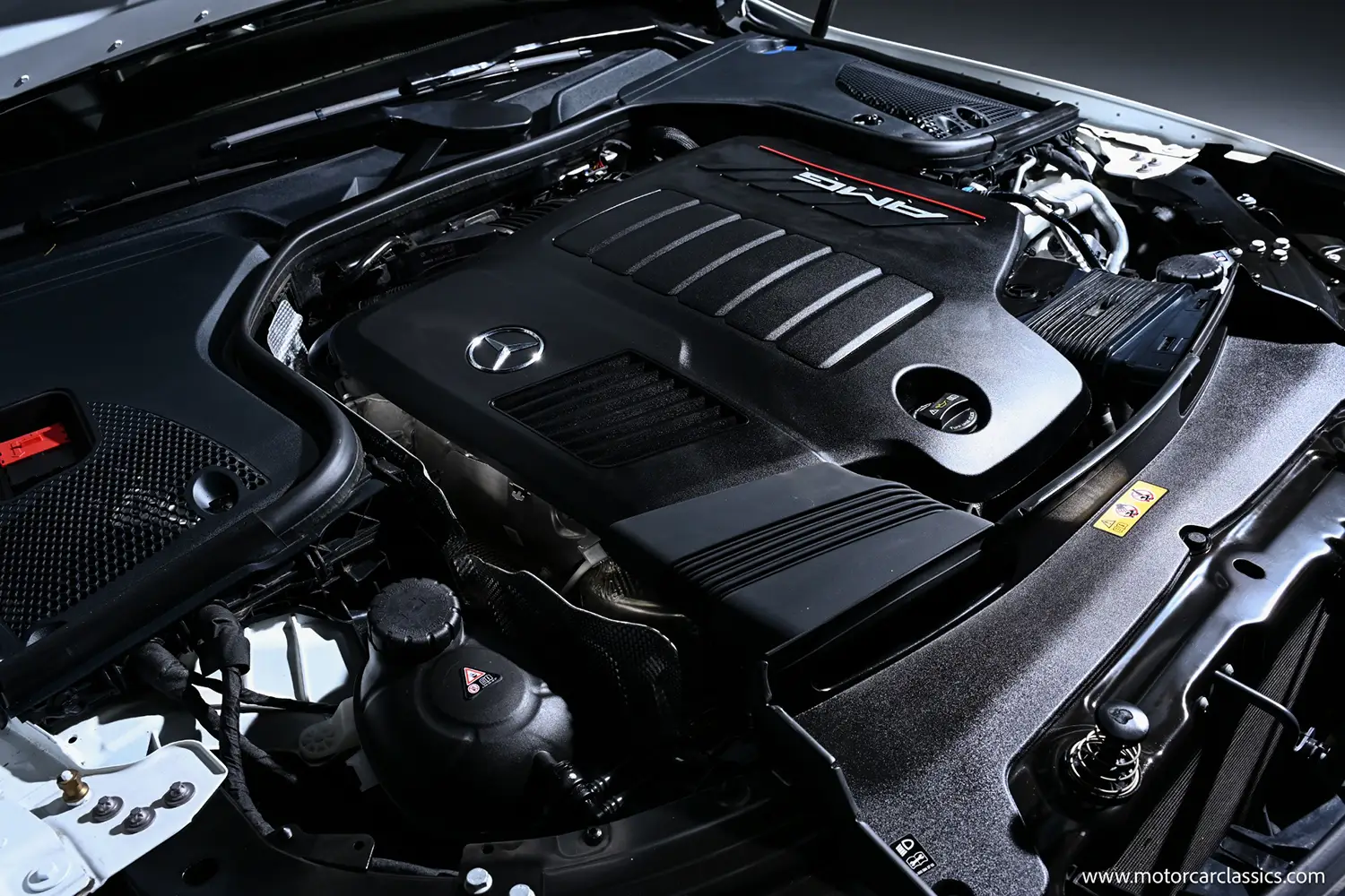 2022 Mercedes-Benz AMG GT 43 2022 Mercedes-Benz AMG GT 43