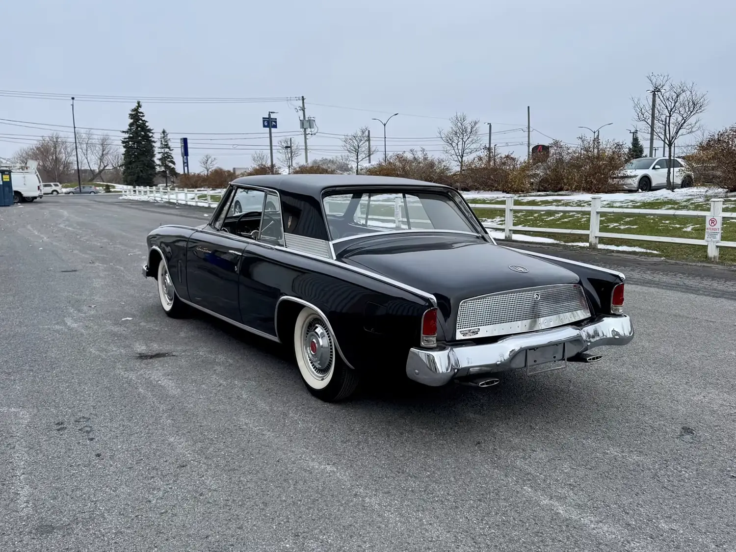 1962 Studebaker Gran Turismo Hawk