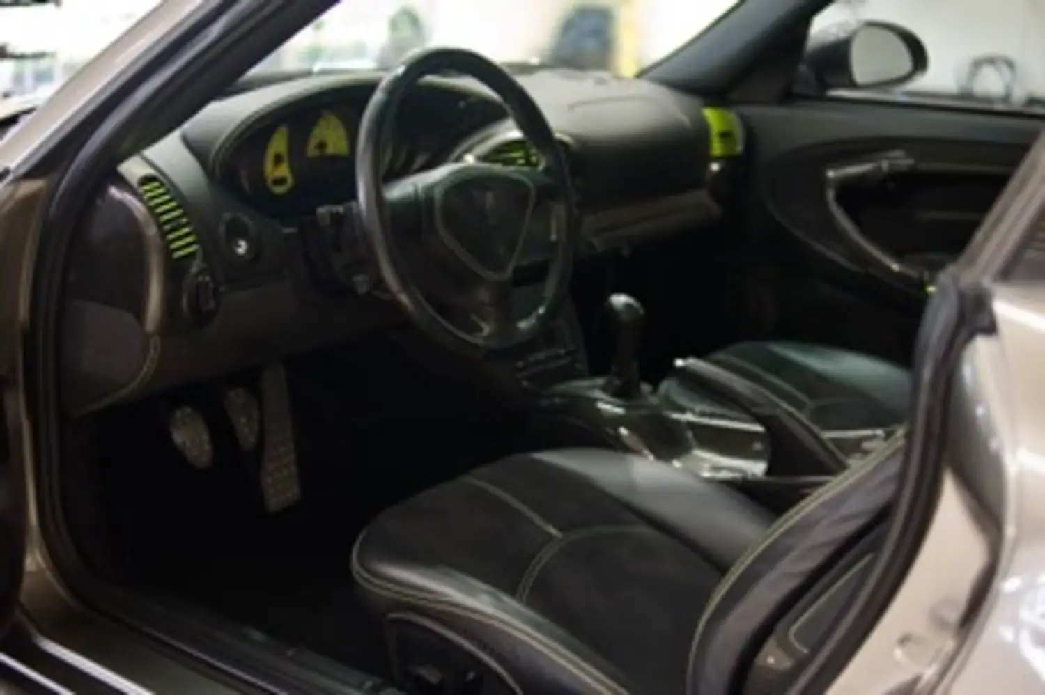 2004 Porsche 911 Turbo Custom