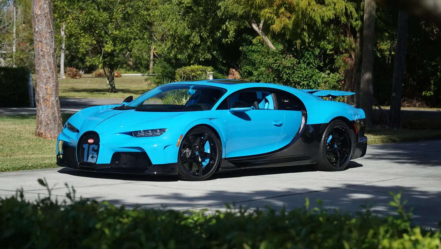 2023 Bugatti Chiron Super Sport 2023 Bugatti Chiron Super Sport