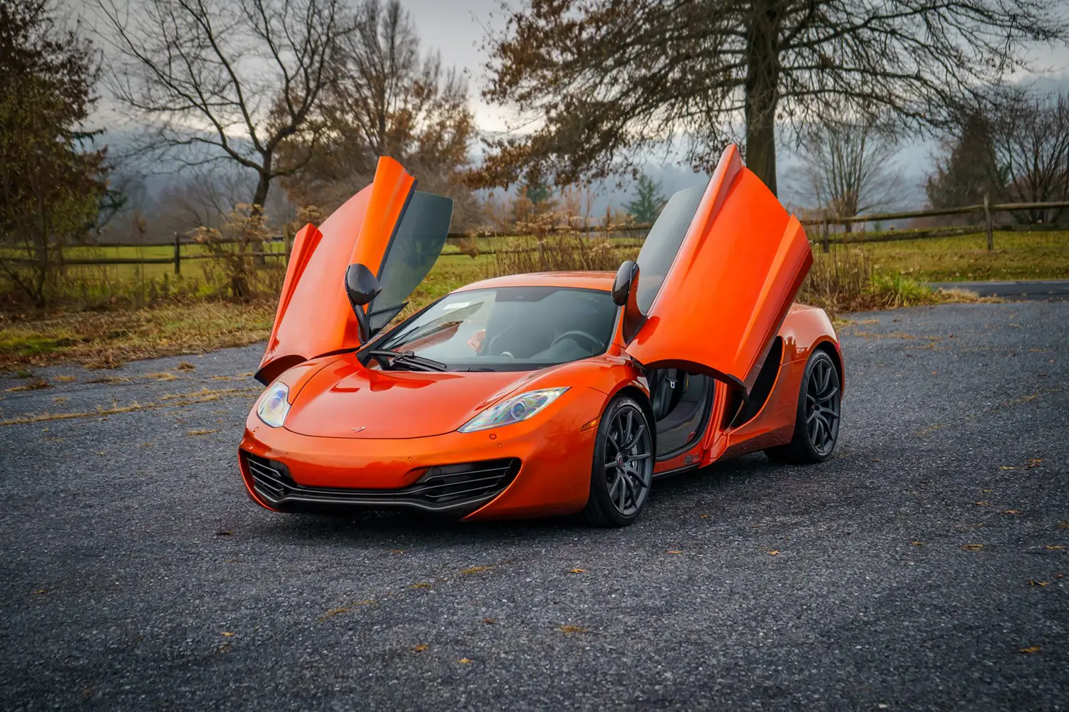 2012 McLaren MP4-12C