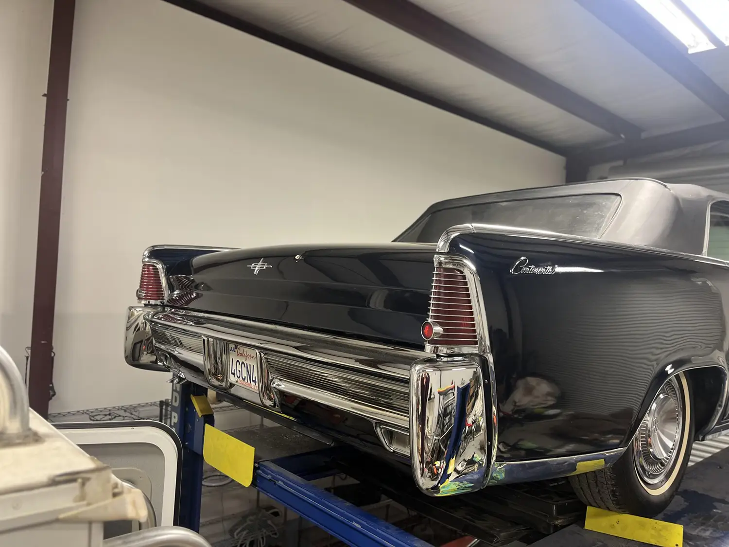 1965 Lincoln Continental convertible