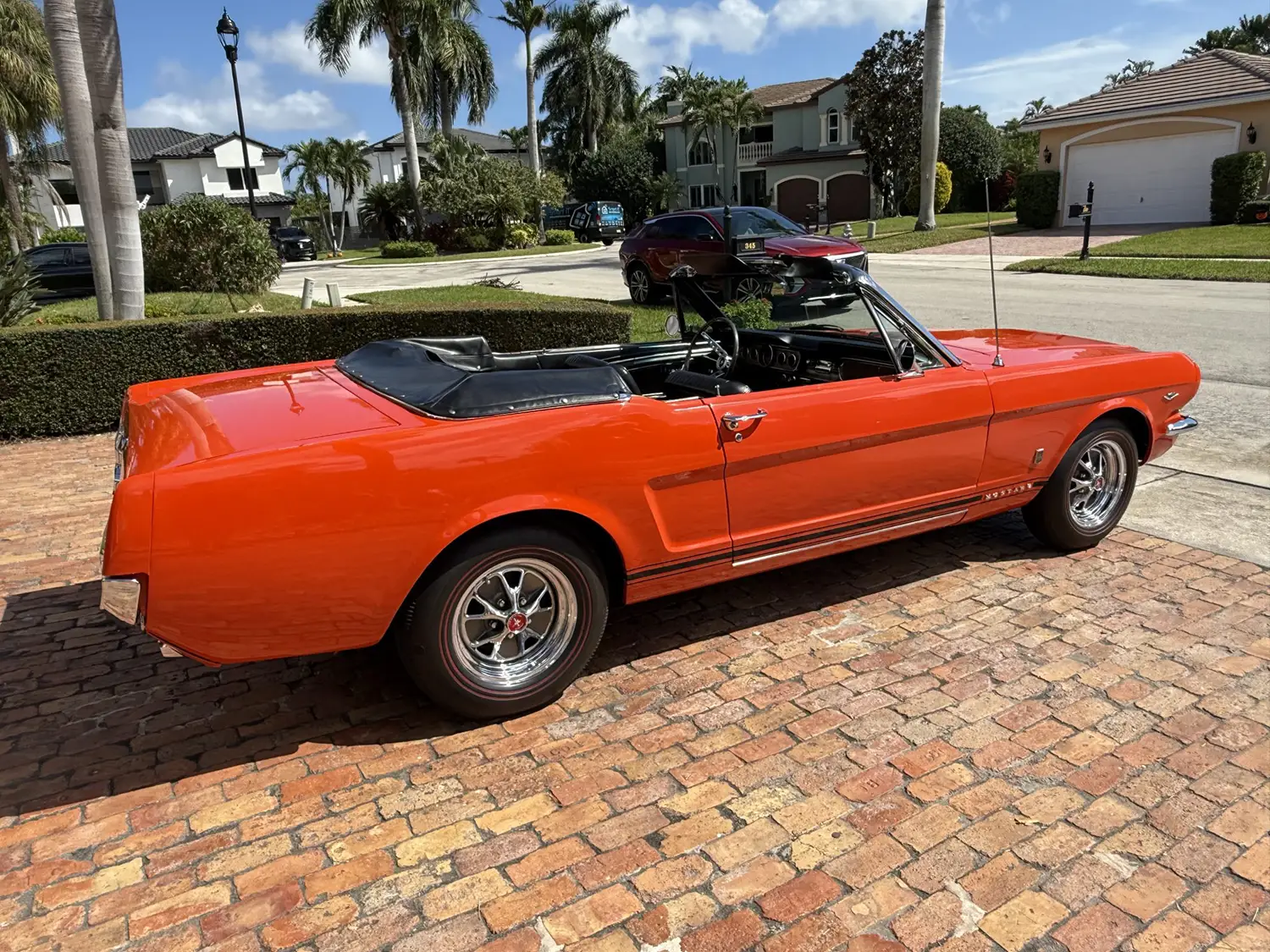 1965 Ford Mustang convertible 1965 Ford Mustang convertible