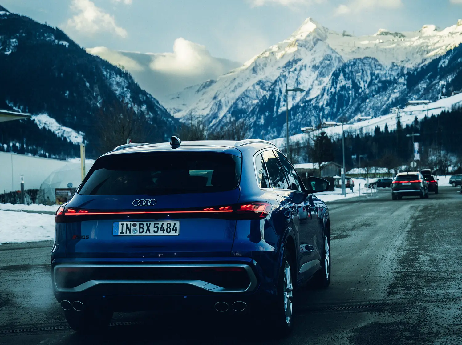 Audi Q5 winter drive