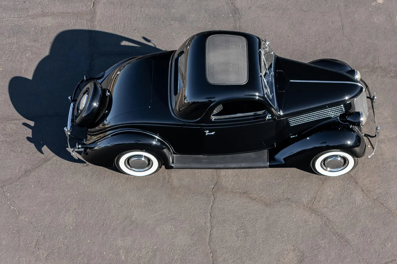 1936 Ford Model 68 Deluxe