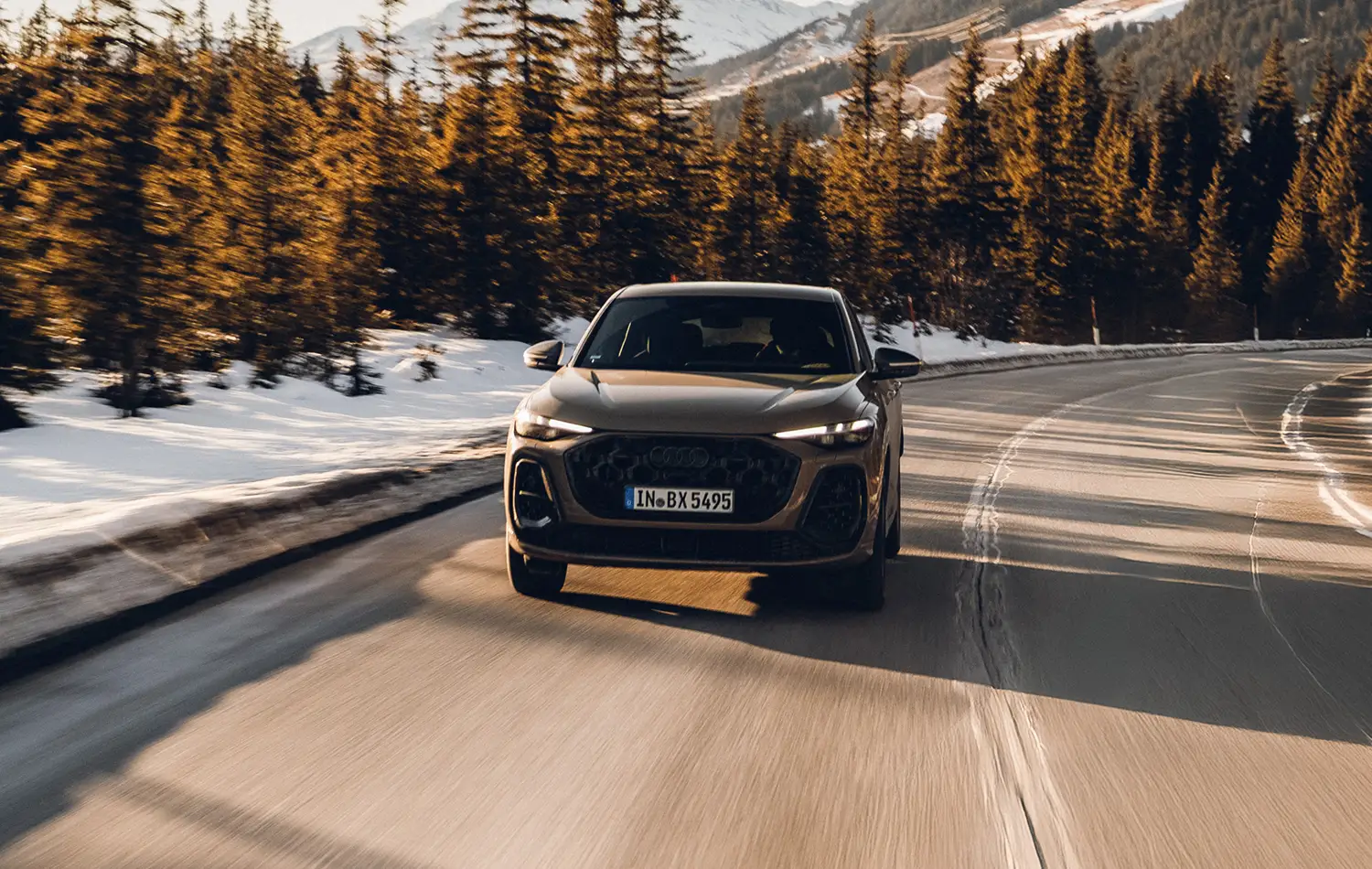 Audi Q5 winter drive