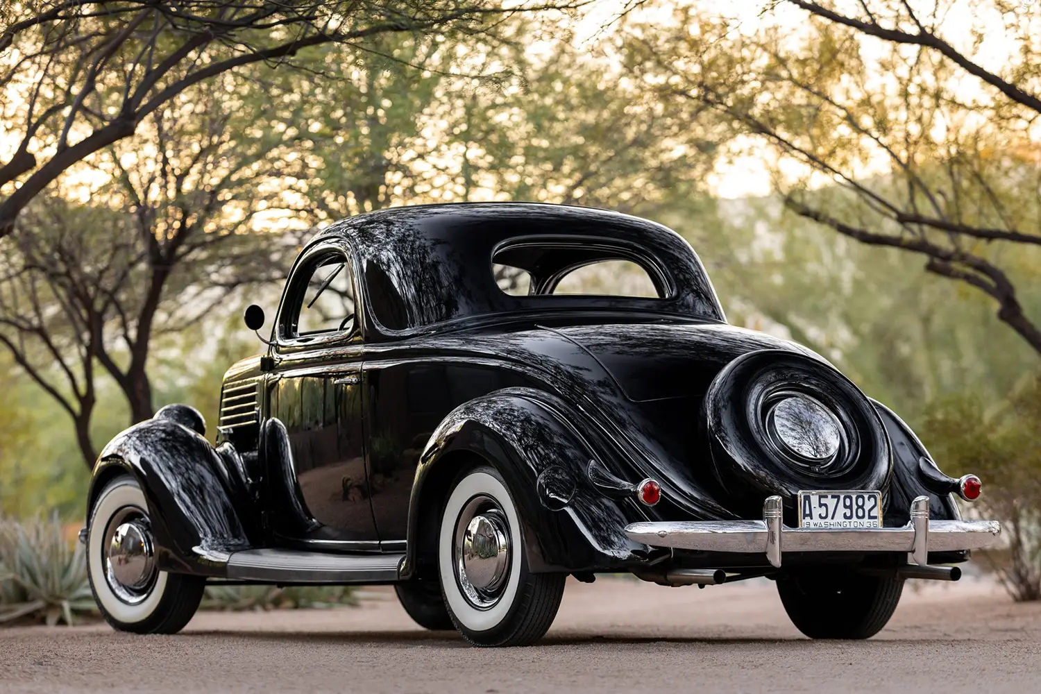 1936 Ford Model 68 Deluxe