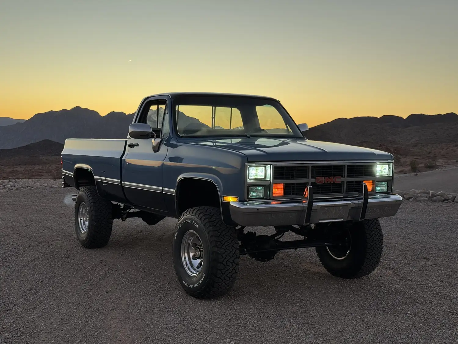 1983 GMC C2500 Sierra Classic