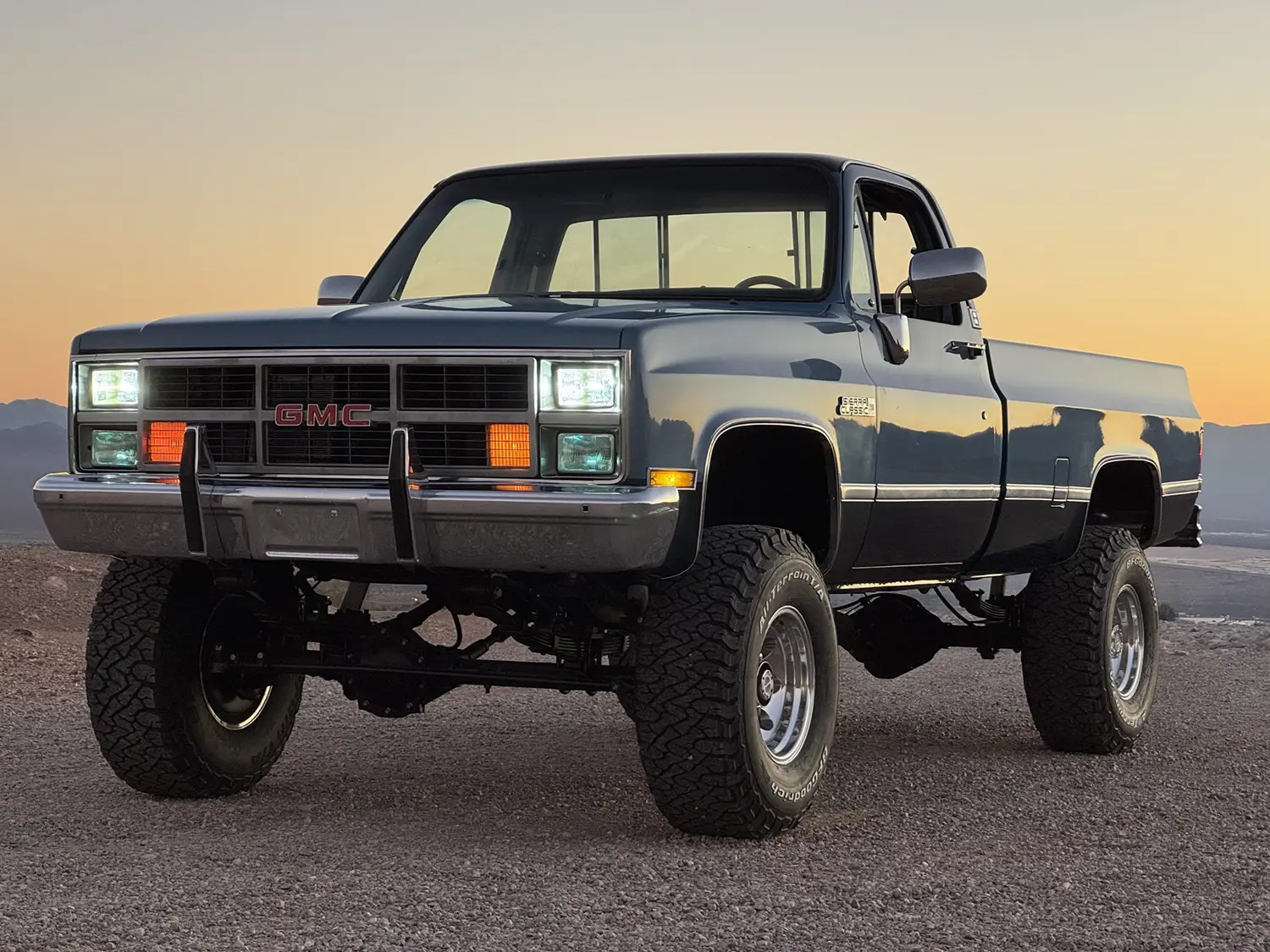 1983 GMC C2500 Sierra Classic