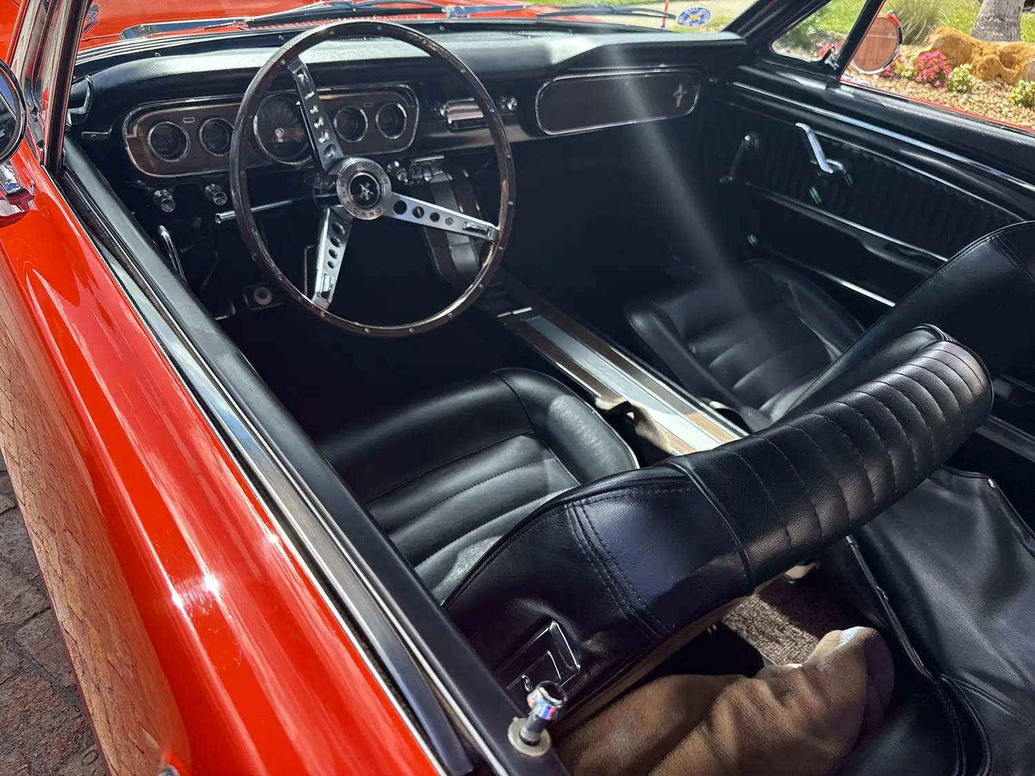 1965 Ford Mustang convertible 1965 Ford Mustang convertible