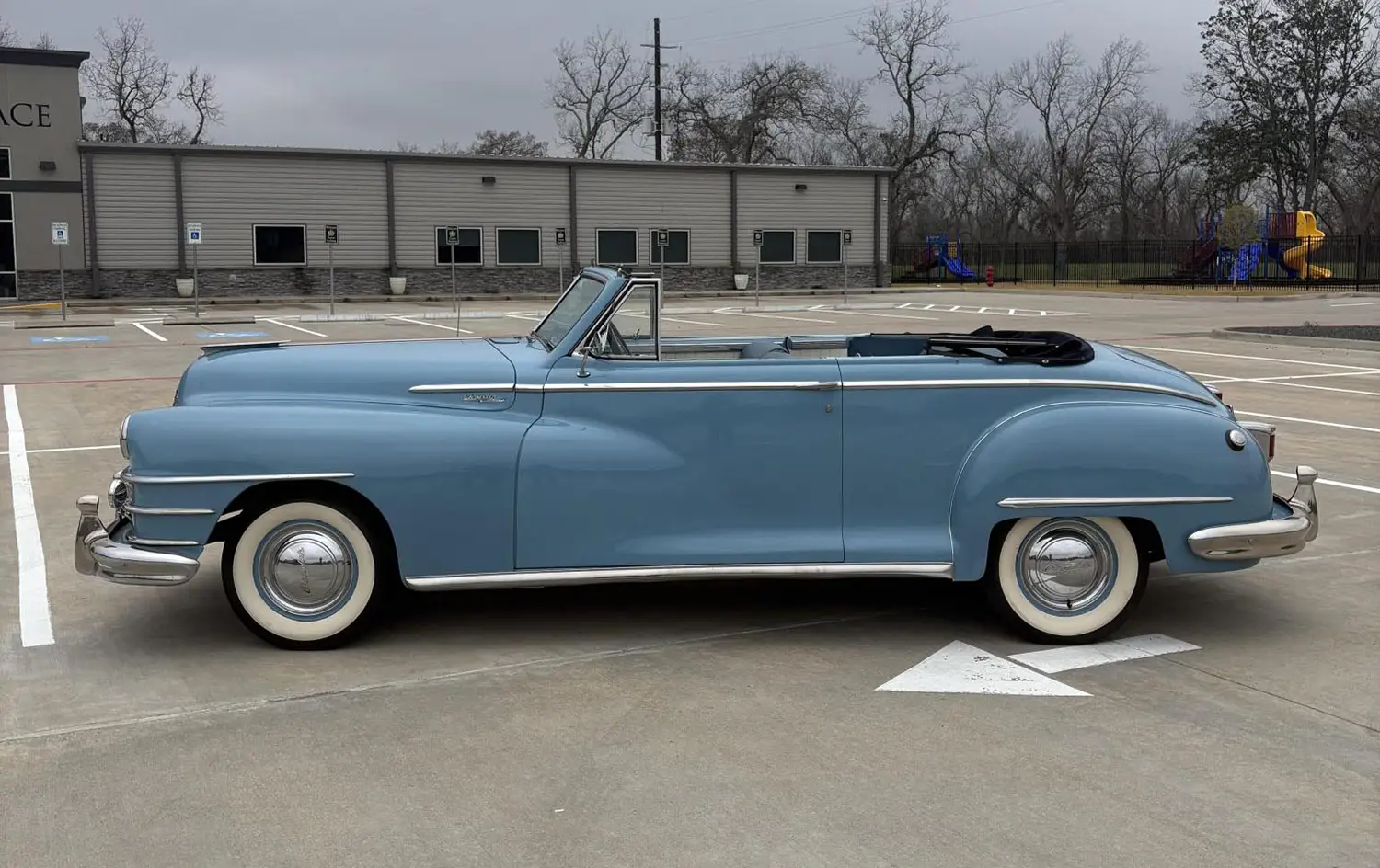 1948 Chrysler Windsor Convertible