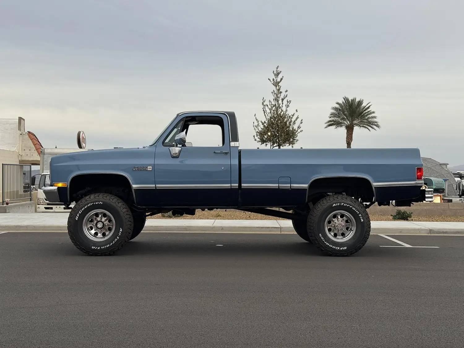 1983 GMC C2500 Sierra Classic