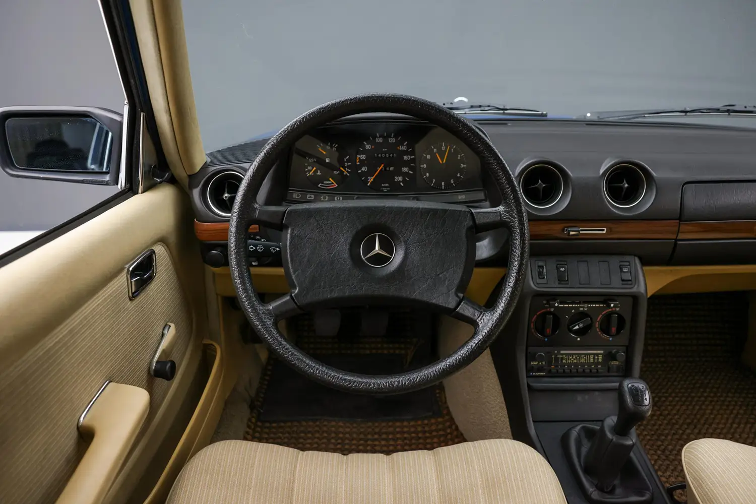 1985 Mercedes-Benz 250