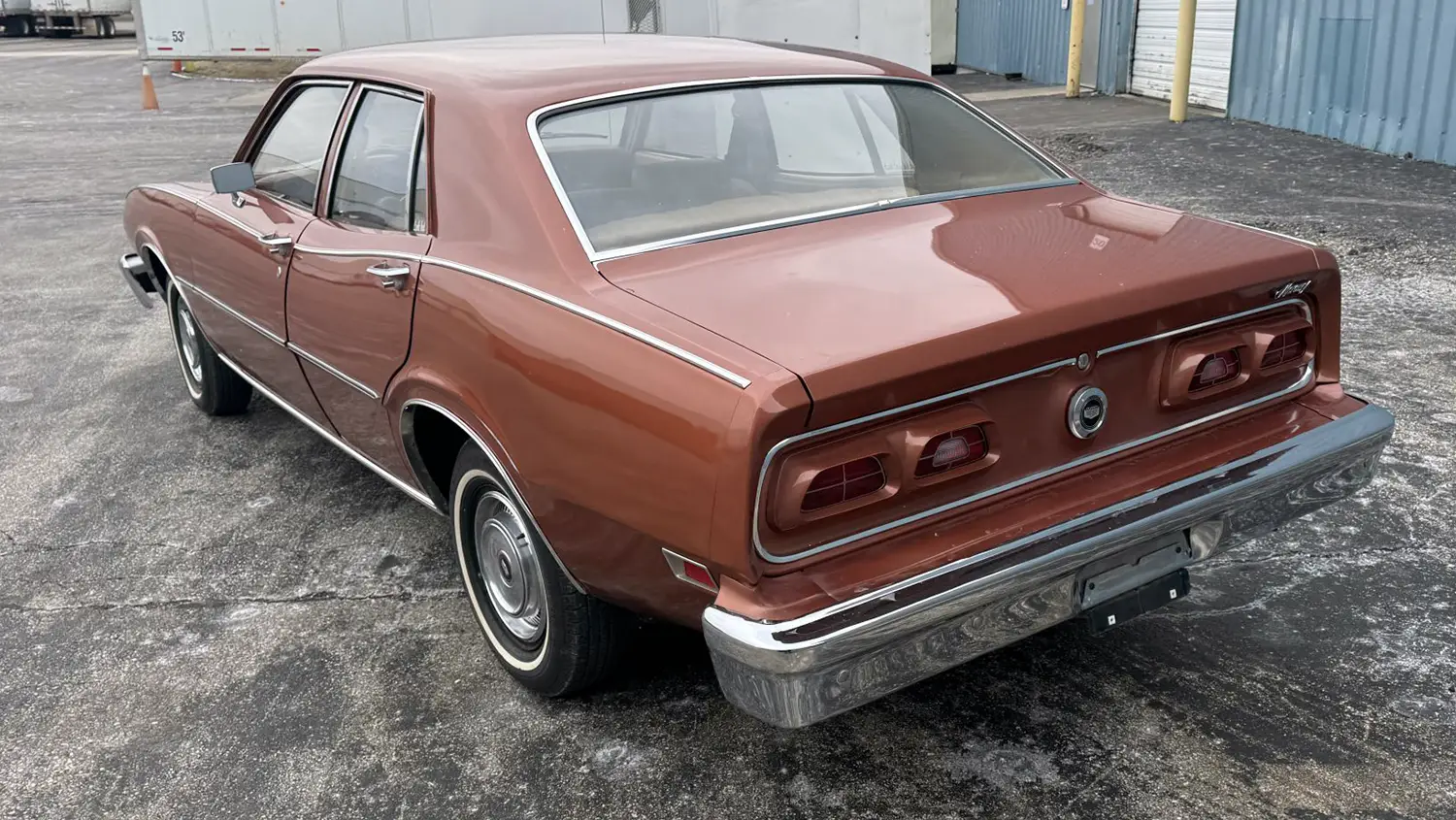1976 Mercury Comet Sedan