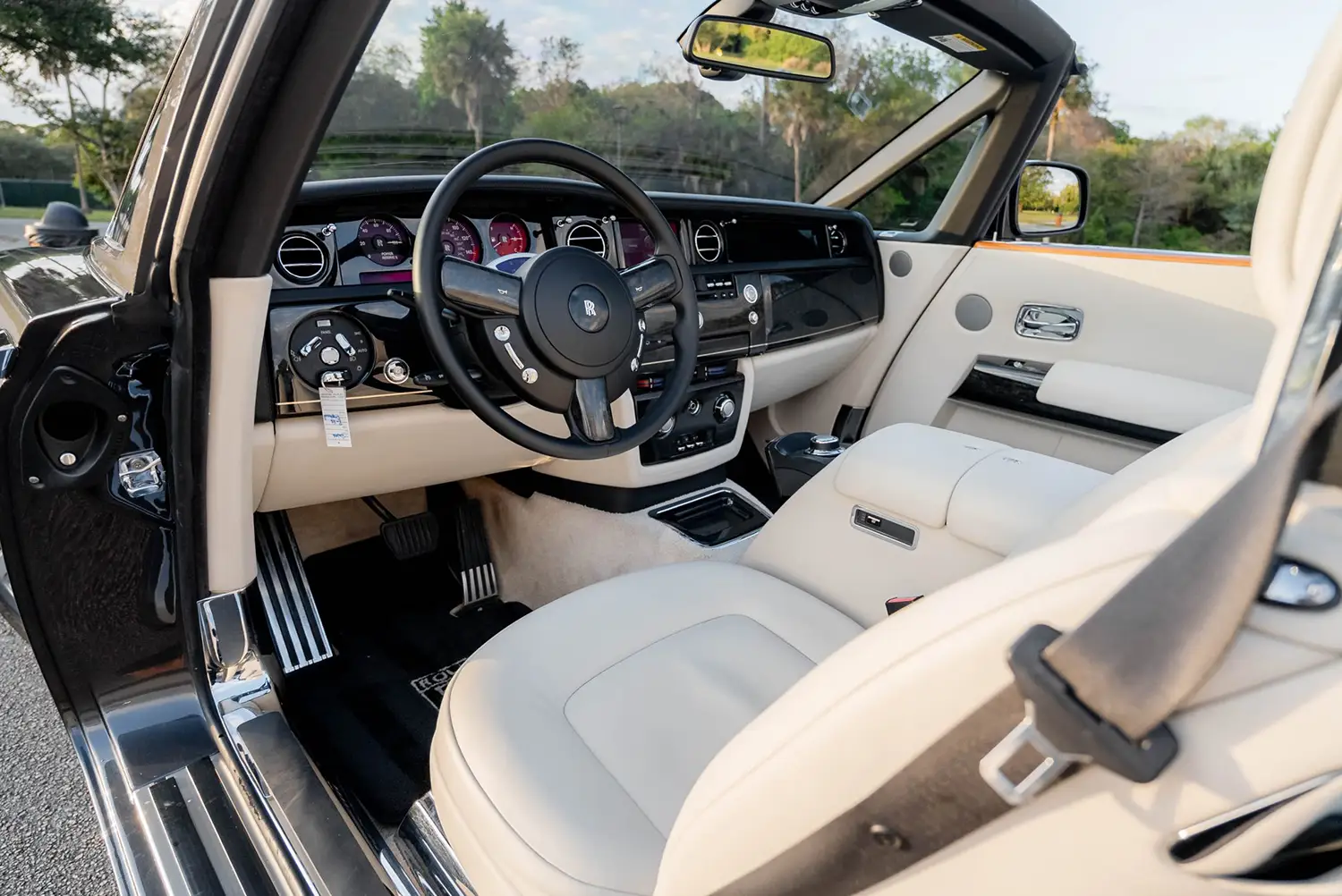 2012 Rolls-Royce Phantom Drophead Coupe