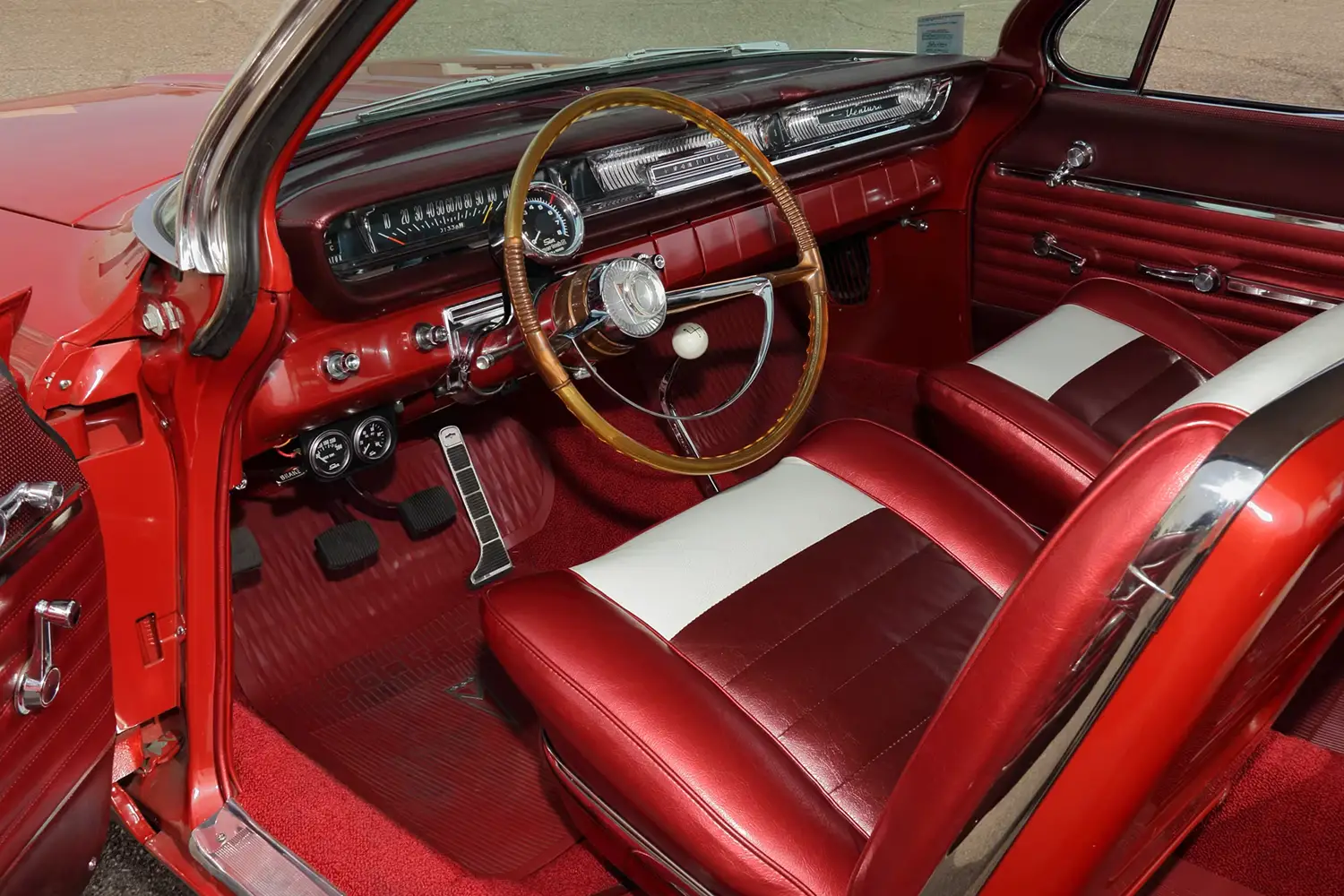 1961 Pontiac Ventura Bubble Top