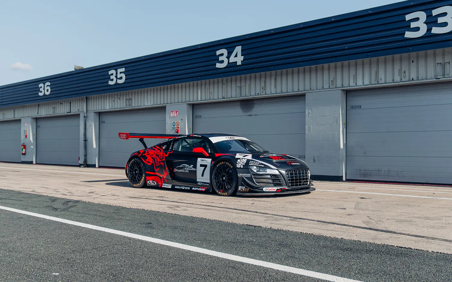 2011 Audi R8 LMS GT3 2011 Audi R8 LMS GT3
