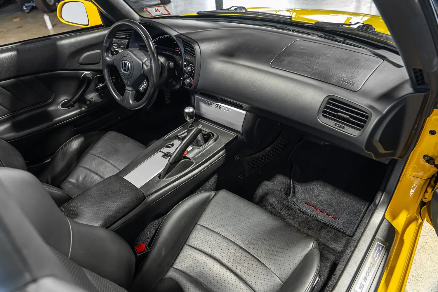 2004 Honda S2000 2004 Honda S2000